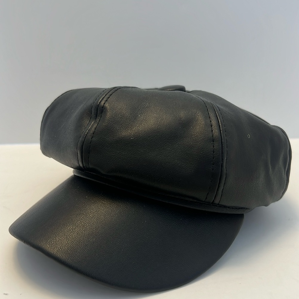 Leather women’s Newsboy cap